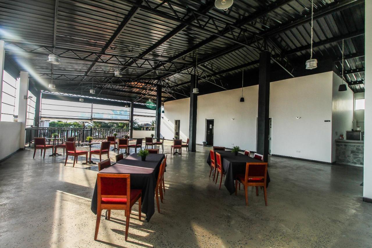 Hotel 198 Negombo Luaran gambar
